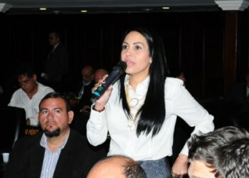 Solórzano: “Cómo es posible que los colectivos y en las cáceles posean armas de guerra”
