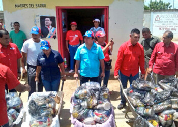 196 toneladas de rubros perteneciente a las cesta básica son colocados a la disposición de las familias sin colas y sin sobreprecios.