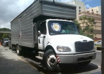 El camión fue hallado tras la oportuna denuncia del chofer ante Poliguaicaipuro