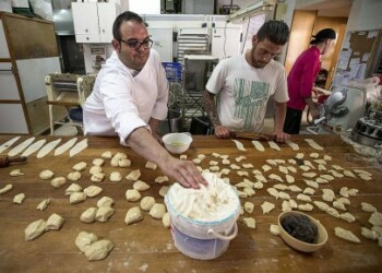 Sector panadero atraviesa fuertes dificultades para adquirir materia prima