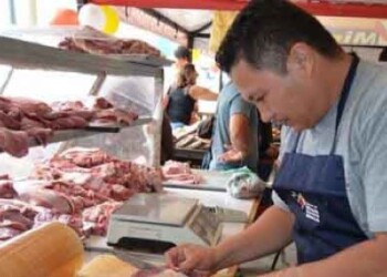 Dentro de las jornadas destacan 52 mercados a cielo abierto en los cuales se atendieron a 18 mil 200 mirandinos,