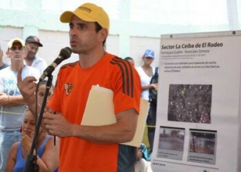 Capriles : Tengan paciencia. Esta realidad va a cambiar”.