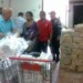 La cola se hizo interminable para los compradores