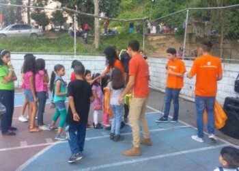 Cientos de niños celebraron su día en actividad organizada por VP- Guaicaipuro.