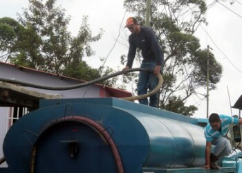 Comando de Agua de Guaicaipuro atendió necesidades de lugareños.ARCHIVO