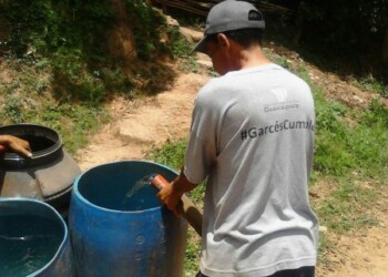 Moradores de la zona reseñan que el suministro no es constante y que el pago de camiones cisterna no está presupuestado en su bolsillo. ARCHIVO