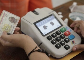 CNE oficialice este martes que la MUD pueda solicitar el referendo revocatorio y la coalición opositora haga lo propio el próximo 28 de julio
