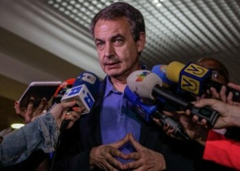 La canciller de a República, Delcy Rodríguez, sostuvo una reunión la noche de este miércoles con los expresidentes José Rodríguez Zapatero