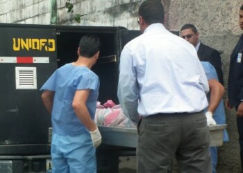 La víctima recibió un balazo mortal que inmediatamente le segó la vida
