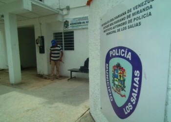 El sujeto cayó abatido luego de hacer frente a comisiones policiales