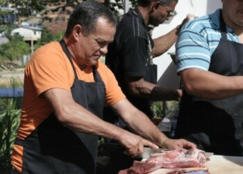 Corte de primera en carne a Bs. 4100 ofrecieron este domingo en el mercado de la avenida Miranda