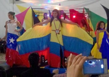 La Señorita Colombia impresionó con su traje de gala