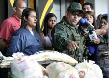 Dentro de las cavas encontraron 19.438 kg de pescado y 37.781 de pollo y gallina