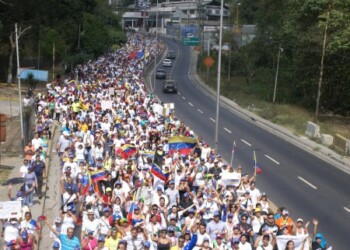 El dos de marzo de 2014 miles de altomirandinos tomaron la carretera Panamericana en la que ha sido la mayor manifestación en la zona
