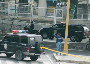 Funcionarios del Sebin tomaron los alrededores del Metro para manipular el presunto artefacto explosivo