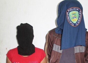 Fueron detenidos tras una denuncia telefónica