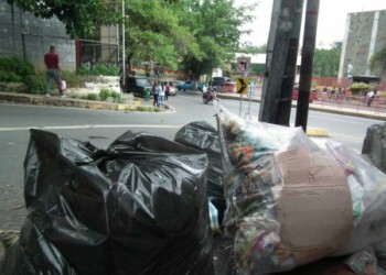 “Montañas” de desperdicios se evidencian en los múltiples rincones