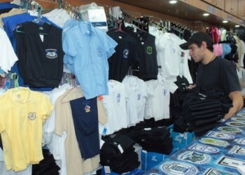 Precios de uniformes están por las nubes.