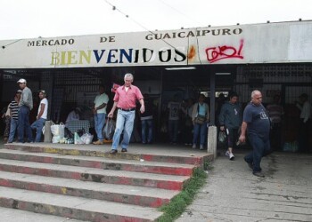Este martes se llevó a cabo la primera reunión entre el Gobierno Municipal y concesionarios del Mercado Municipal de El Paso.ARCHIVO