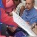 Los jóvenes fueron expulsados del Metro por empleados de la empresa.