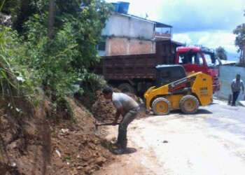 Trabajadores de Serviguaicaipuro lograron remover la totalidad del material suelto para habilitar el canal izquierdo