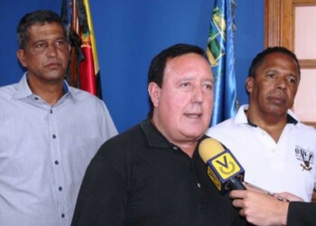Alcalde Rodríguez aclara tarifa vigente en Carrizal.