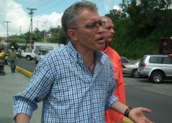Fernández: “El país no aguanta más, en Venezuela hay hambre”.