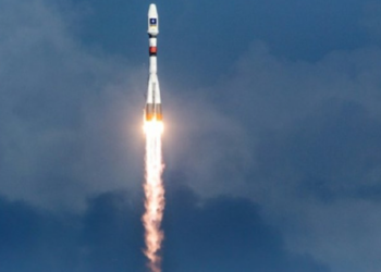 En octubre de 2014 el país puso en órbita desde Guyana, el Arsat 1 el primer satélite de comunicaciones geoestacionario