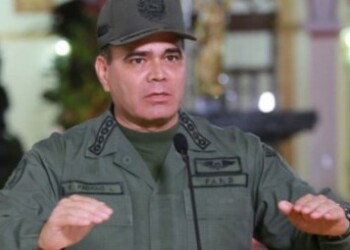 Mueren 3 militares en "ataque" de grupos paramilitares en Venezuela