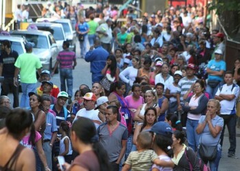 Los “amigos de lo ajeno” se hicieron de dinero en efectivo de compradores incautos