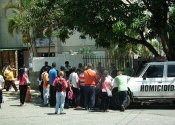 Resultaron lesionados unos seis aprehendidos