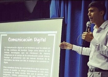 La ponencia estuvo a cargo de Erick Lozano, responsable de propaganda y comunicación de la Juventud del Partido Socialista Unido de Venezuela (Jpsuv)