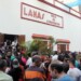 Desde las 3:00 de la tarde de este jueves 27 de octubre teatreros, autoridades y pueblo empezaron a concentrase en el bulevar Lamas esperando con gran expectativa la llegada del mandatario local para dar inicio a la actividad