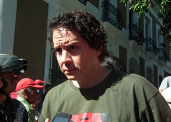 El alcalde del municipio dirigió la movilización hacia Caracas y aseguró que ambos sectores políticos tienen derecho a manifestarse, siempre y cuando se rijan por la Constitución