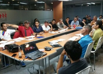 “Aprende y Emprende”, actividad en la que más de 30 microempresarios, formados a través de Plan Crecer exponen todo sobre la elaboración y comercialización de sus productos.