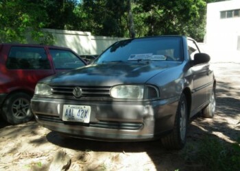 Durante un patrullaje de rigor hallaron el vehículo en estado de abandono en la vía pública del sector