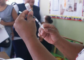 Una vacuna contra la hepatitis cuesta ente Bs. 130 y 150 mil en Altos Mirandinos