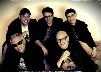 La banda ha llevado su música fuera del país, de tal manera se han presentado en concierto en Panamá, Costa Rica, Colombia, Estados Unidos, Canadá, entre otros lugares