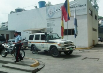 Funcionarios de Polimiranda dieron con el paradero de un vehículo que se encontraba solicitado por robo