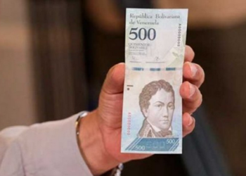 Llegan por Maquetía cargamento  billetes de 500 bolívares