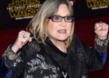 Carrie Fisher en cuidados intensivos tras sufrir un infarto en un avión