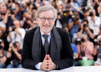 El director a lo largo de su trayectoria ha demostrado mucha versatilidad e interés por explorar diversos géneros cinematográficos