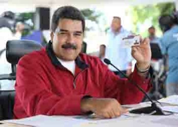 El presidente Maduro calificó como exitosa la jornada del Carnet de la Patria