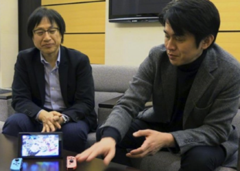 Los responsables de la nueva consola de Nintendo, Shinya Takahashi y Yoshiaki Koizumi, comentan que la misma funciona como una consola doméstica cuando se conecta a la televisión mediante una base ("dock"), pero también como dispositivo portátil cuando se separa de ella