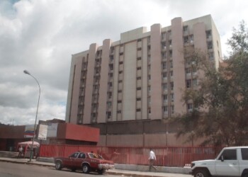 Jefe de seguridad del centro aclaró que se han tomado acciones para evitar estos hechos  y que uno de los detenidos era un paciente