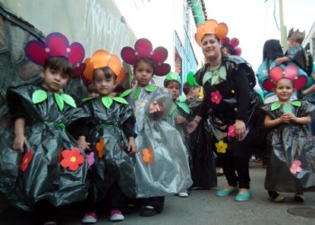Estudiantes realzan el reciclaje