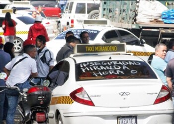 Líneas de todo el estado trancaron la calle Guaicaipuro de Los Teques