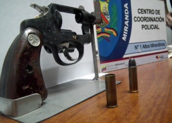 Jhonny Alexander Hernández, de 28 años de edad, está residenciado en el sector Los Lagos y pertenece a una banda de robacarros