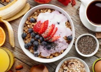 Es muy importante tomar los alimentos adecuados para tener energía durante el día.