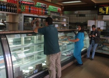 La carencia de esta materia prima, afecta los comercios especialistas en la zona